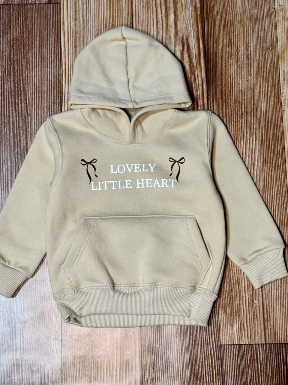 Buzo canguro Heart Beige — foto 1